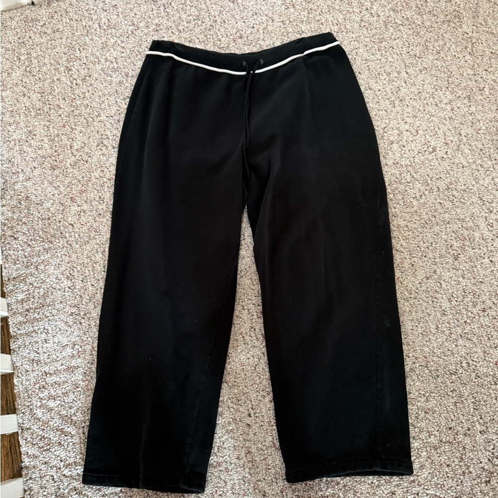 Chic Black Trousers with White Accent